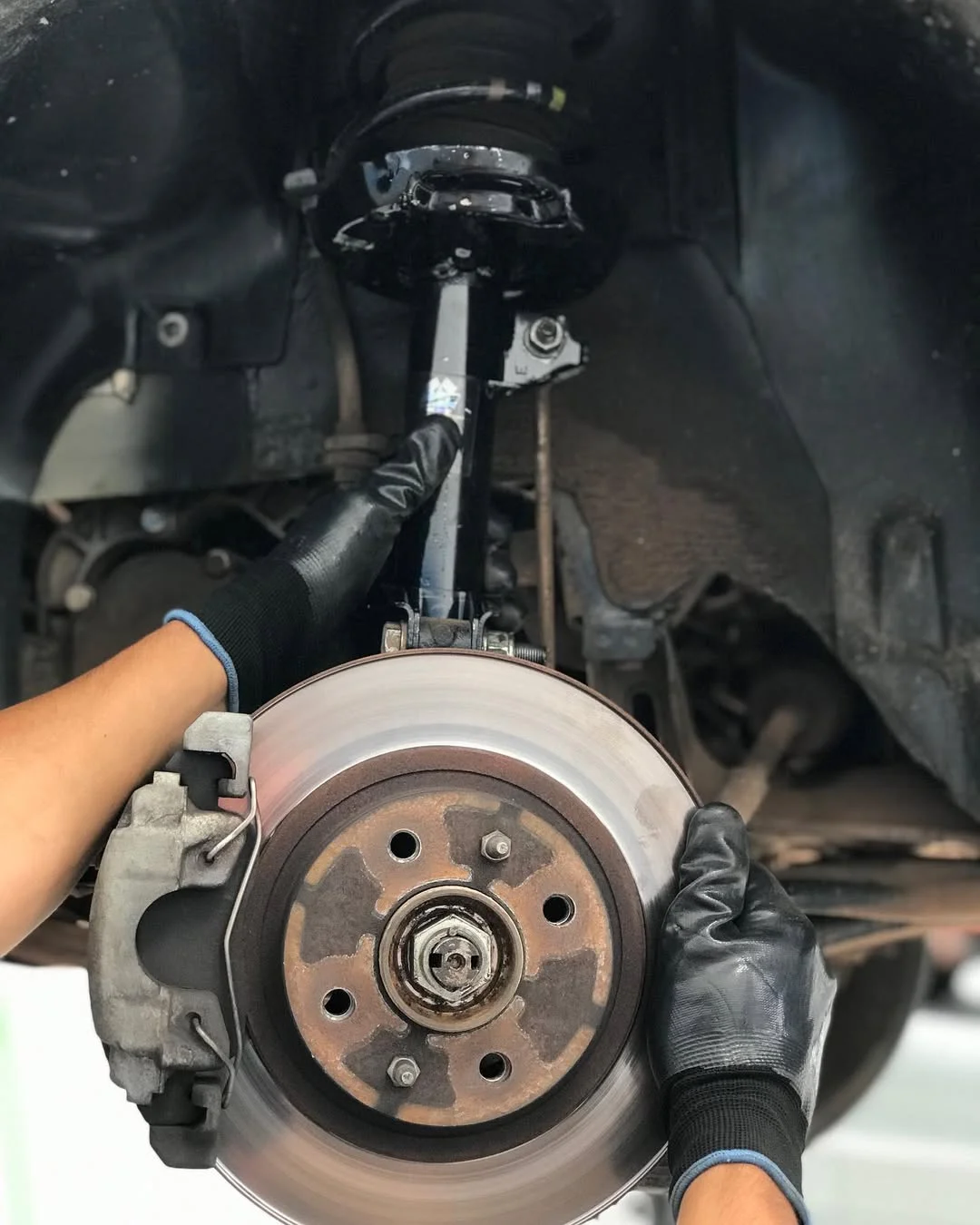 Serviço de Suspensão - Mecânica Perto de Mim Manutenção de suspensão e amortecedores - Oficinas de carros em Betim MG